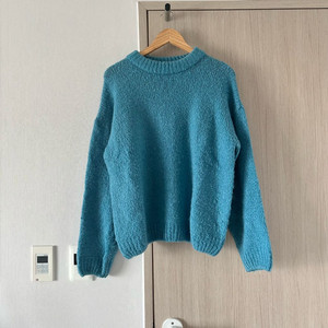 루즈핏 도톰울니트