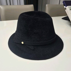 헬렌카민스키 모자