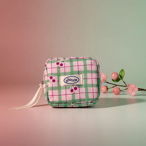 체리 파우치 그린핑크 팝니다