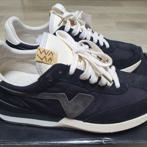 [M8.5] 22SS 비즈빔 FKT 러너 블랙 새제품