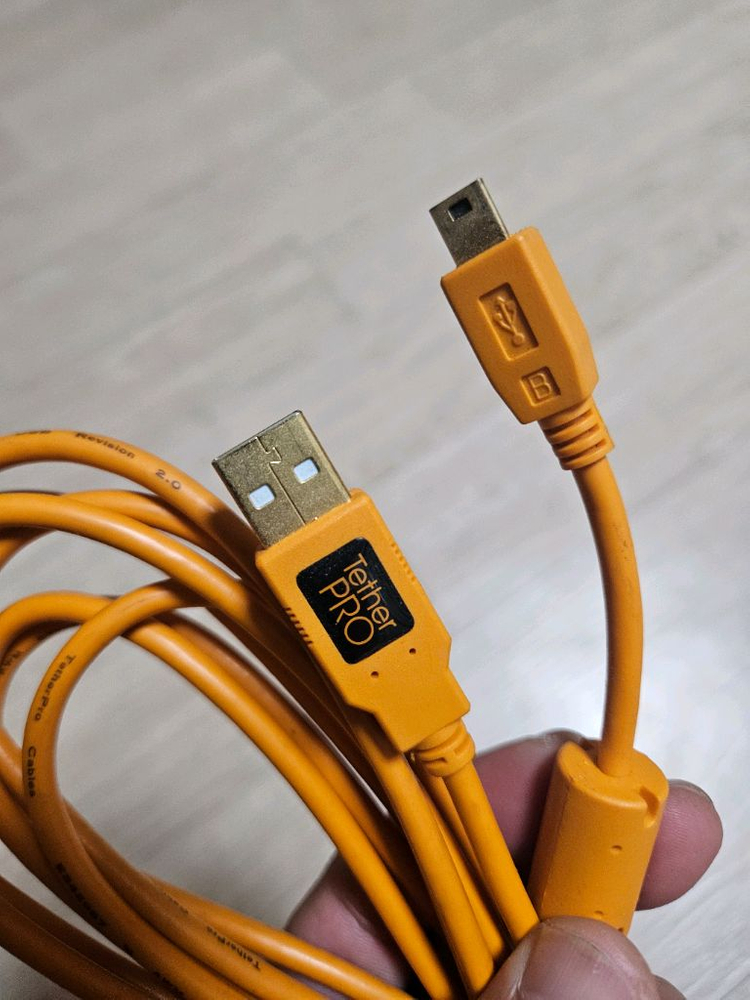 테더툴즈 세 가지 제품 일괄 판매합니다 이미지