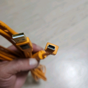 테더툴즈 세 가지 제품 일괄 판매합니다