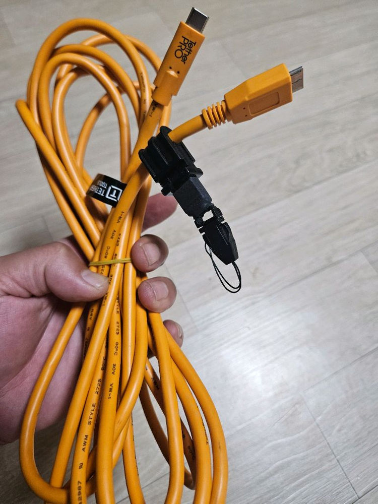 테더툴즈 세 가지 제품 일괄 판매합니다 이미지