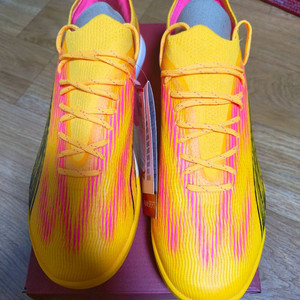 푸마 울트라 얼티메이트 케이지 280 새상품 풋살화