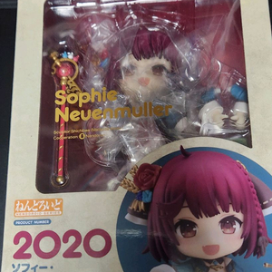 소피 노이엔뮐러 넨도로이드 2020 판매합니다.