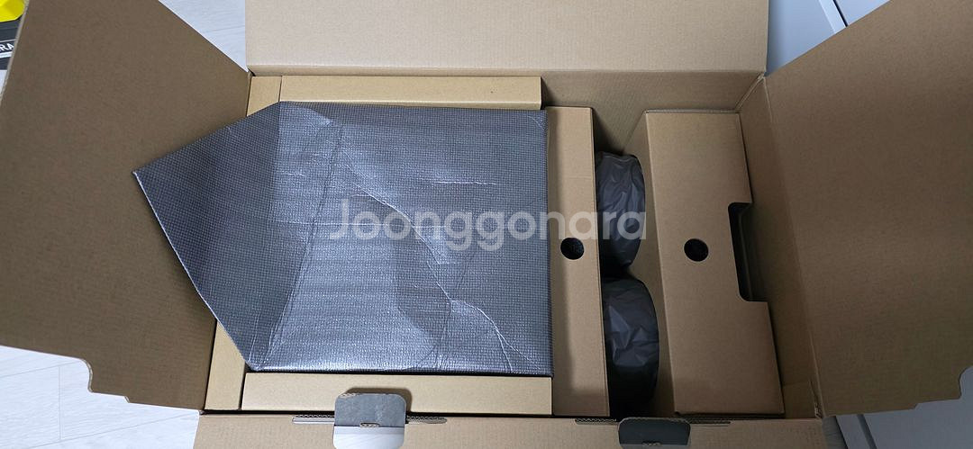 Razer Nommo V2 Pro (정품) 팝니다--4