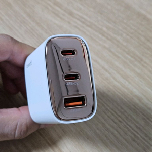 투키 tooki 멀티충전기 GaN 40W 고속충전지원