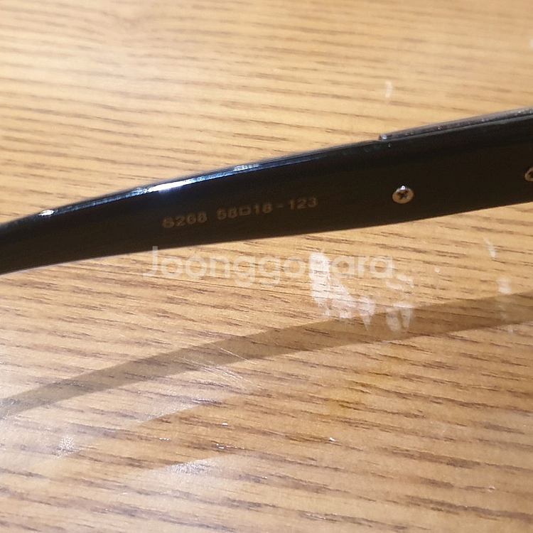 프라다 남성 선글라스 상태 전체적으로 깨끗합니다.--5