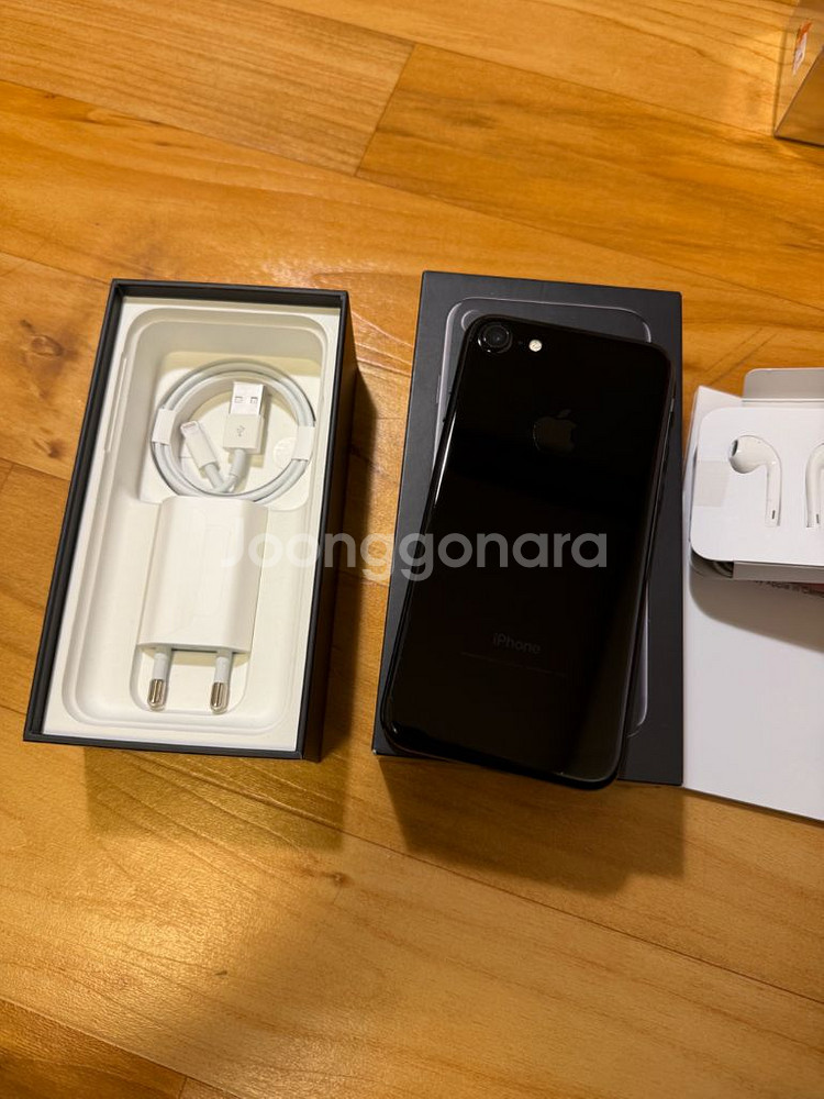 아이폰 7 제트블랙 128GB 상태 A+--2