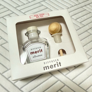 (미개봉)메리트 아로마메이트 디퓨저 로즈 우드