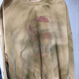 언더마이카 25ss 맨투맨 머스타드 1