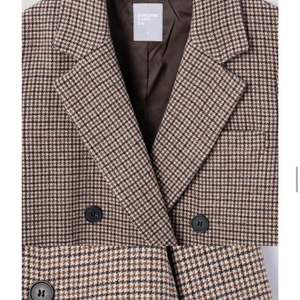 에잇세컨즈 모직 체크 더블 자켓 S사이즈