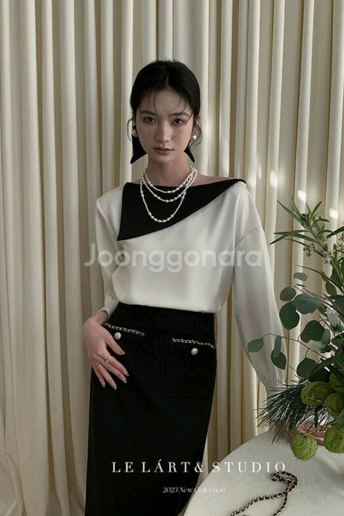 르라트 진저 배색 블라우스(아이,새상품)--1