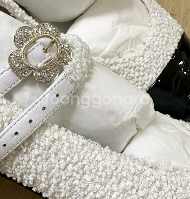 샤넬 메리제인 슈즈 화이트 램스킨 블랙컵힐--1