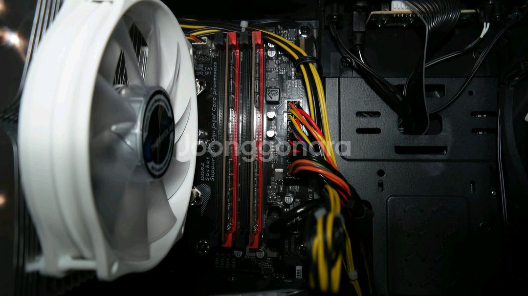 완성 본체 pc컴 1080ti 어로스 i7 8700k--7