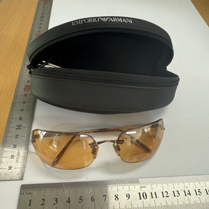 엠포리오 아르마니 선글라스
