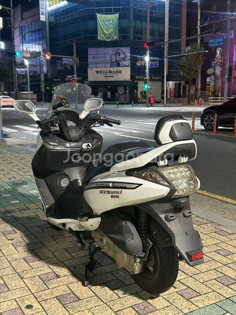 보이져125 오토바이 판매합니다--1