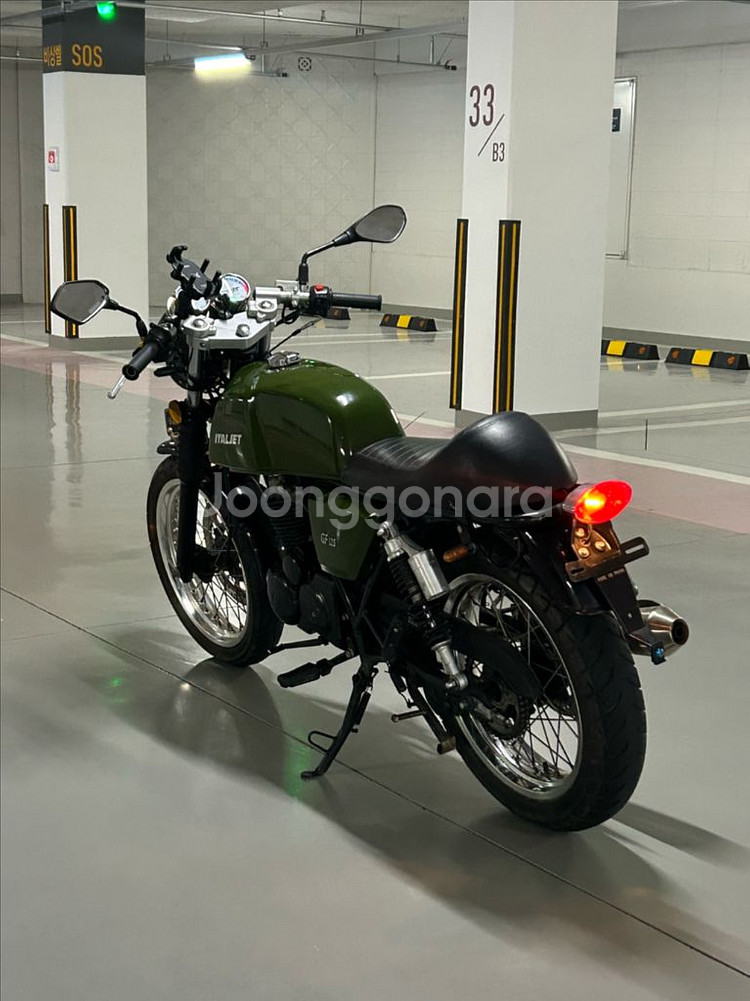 이탈젯 그리폰 125 오토바이 판매합니다--2