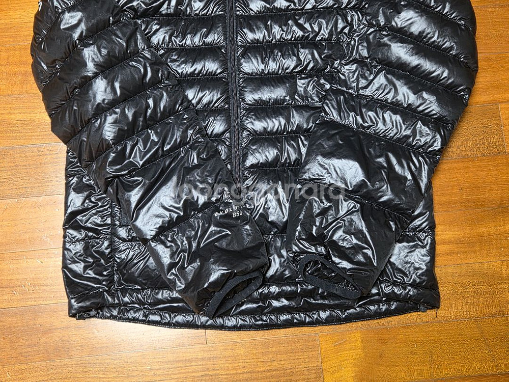 네파 850 구스다운 경량 패딩 블랙 95--2