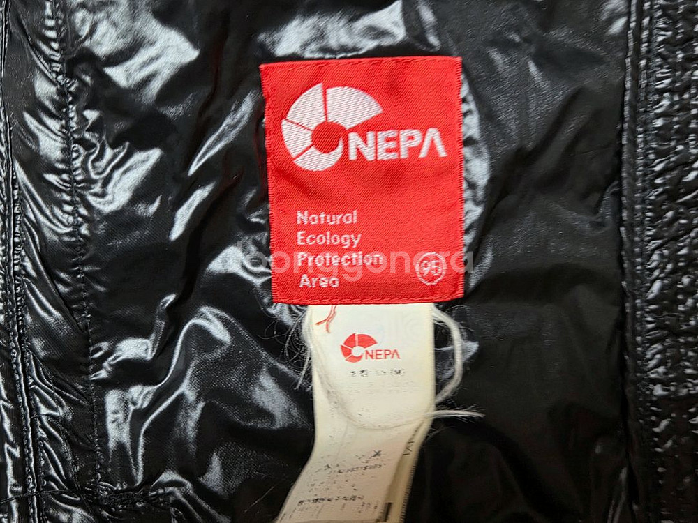 네파 850 구스다운 경량 패딩 블랙 95--7