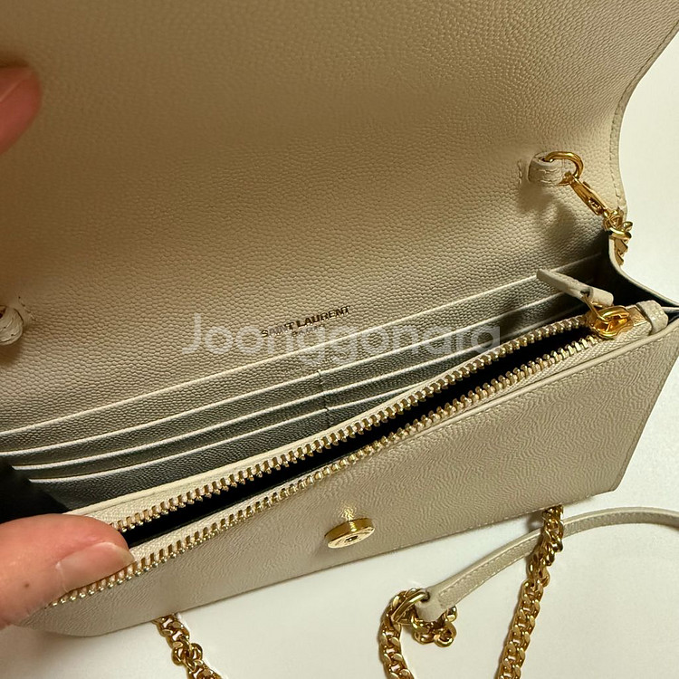 입생로랑 태슬 케이트백 (아이보리)--3