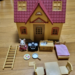 실바니안 패밀리 초콜릿 토끼의 빨간지붕 이층집