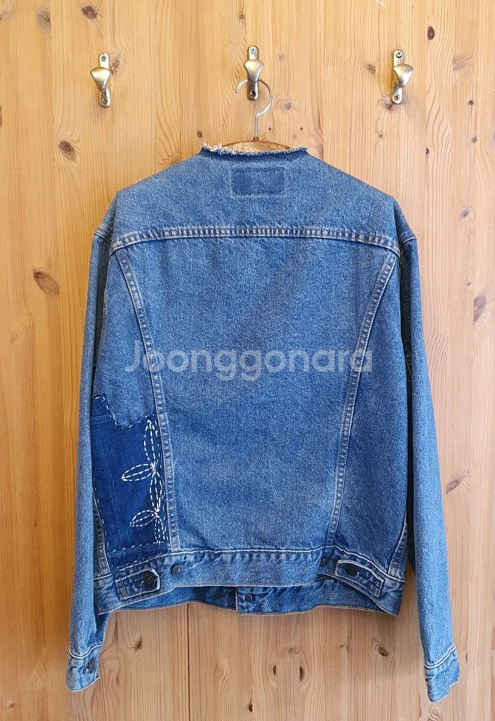 77.리바이스 퀼팅 라운드자켓--1