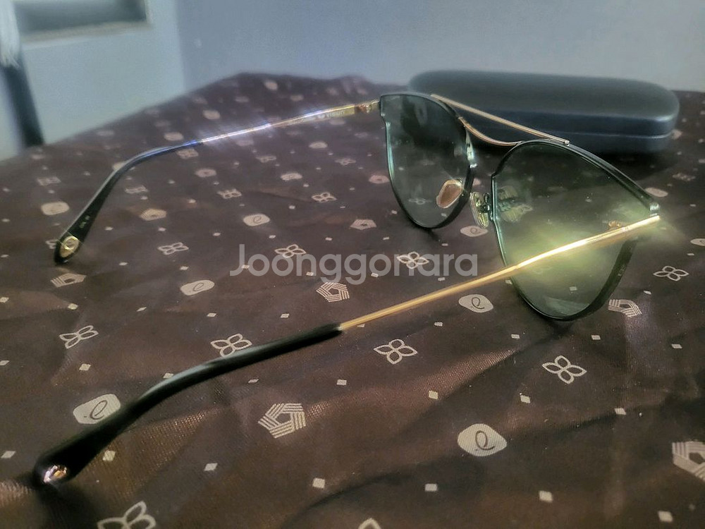 [미사용 새상품] 틴트렌즈 선글라스--4