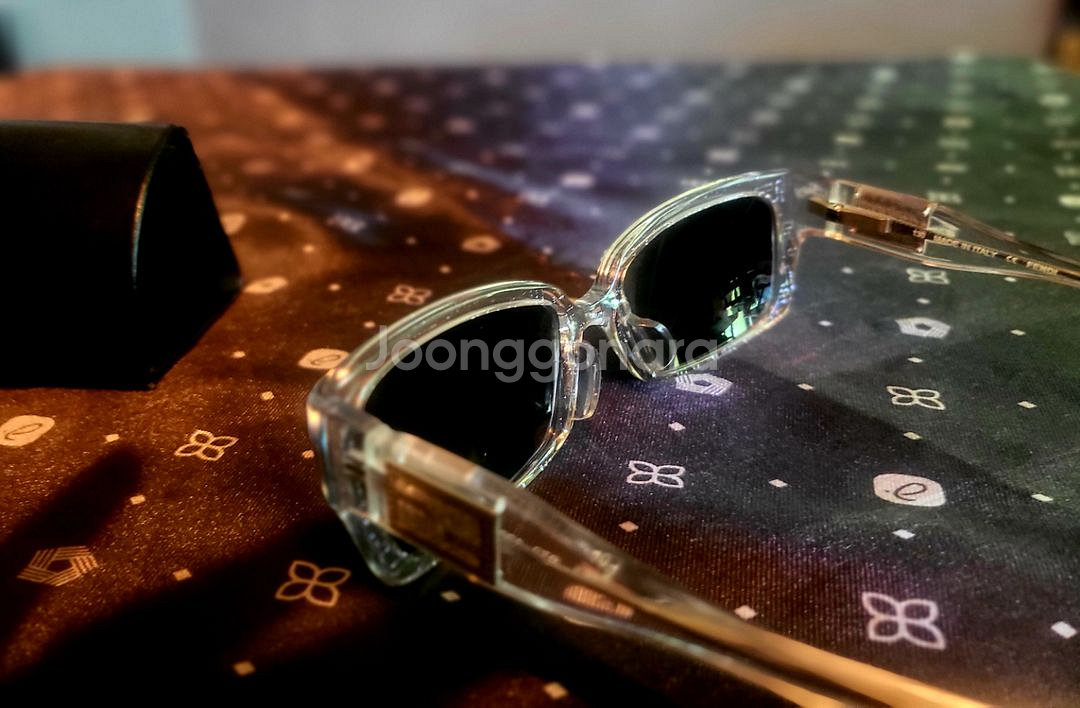 [미사용 새상품] 펜디 안경테+선글라스--5