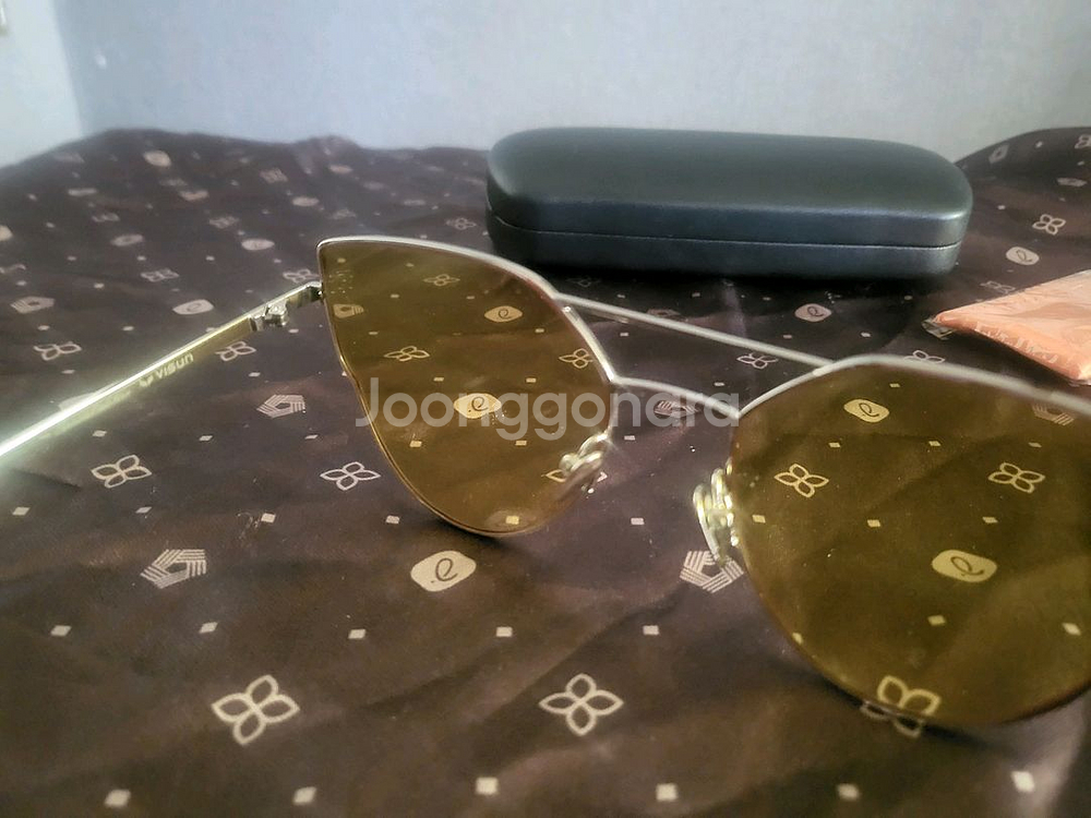 [미사용 새상품] 틴트렌즈 선글라스--4