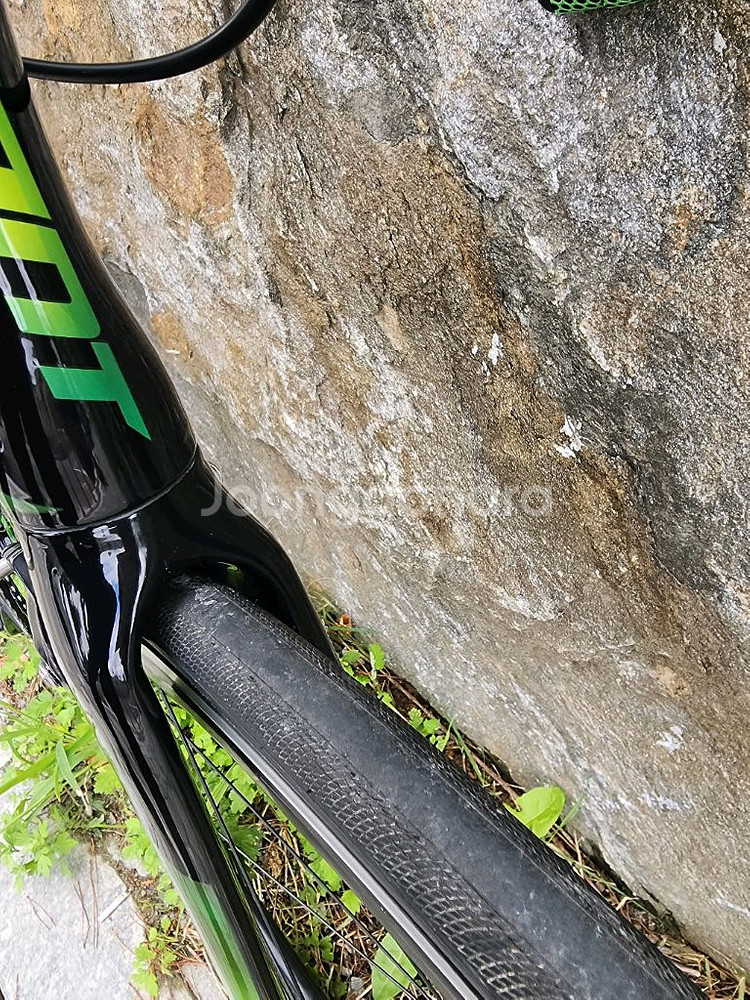 자이언트 프로펠 어드밴스1 판매합니다.--7