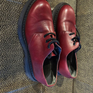 정품 알렉산더맥퀸 트레드더비 옥스블러드 41(270)