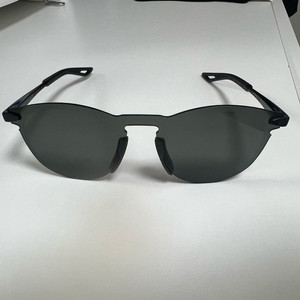 100% 레제르 라운드 블랙 스모크 선그라스 (새상품)