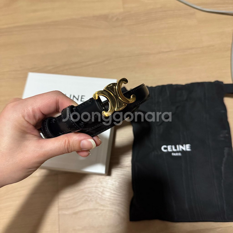 셀린느 트리옹페 벨트 미듐라이즈--1