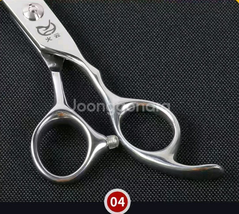 7인치 고급 애견 미용가위3p+구성품 풀세트(새상품)--6