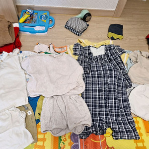 아기옷 세트 (내복, 바디수트, 상하 반팔 등)