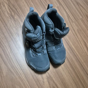 트렉스타 고어텍스 여성등산화 230