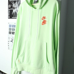 (2XL) 나이키 후드티셔츠 작은데미지 월드투어 한정