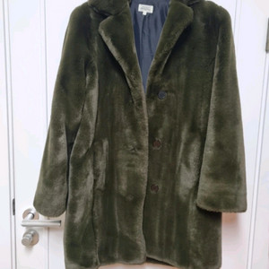 Hartford 페이크퍼 코트