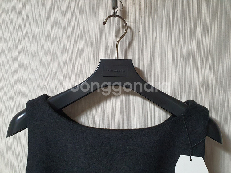 망고매니플리즈 슬리브리스 블랙 원피스 s 사이즈 새상품--3