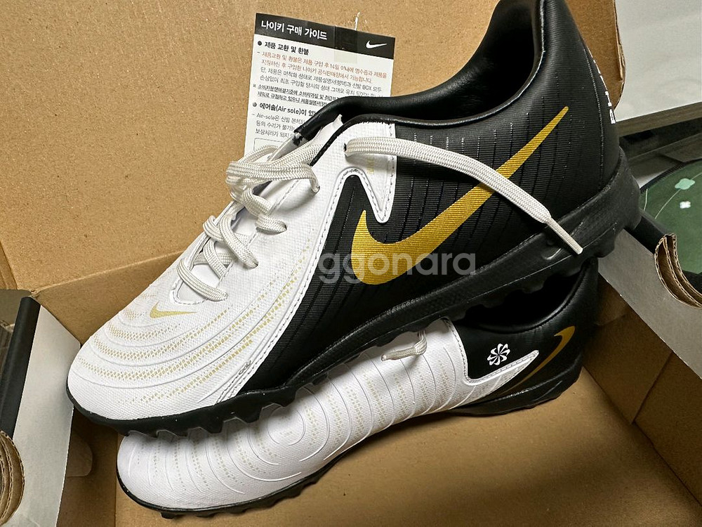 나이키 팬텀 GX2 아카데미 FG/MG 축구화 새상품--0