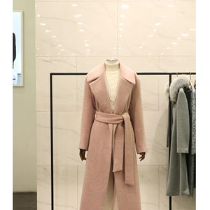 모조에스핀 핑크 벨티드 라마 울 코트 55 사이즈 정품