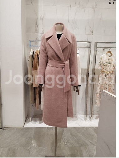 모조에스핀 핑크 벨티드 라마 울 코트 55 사이즈 정품--3