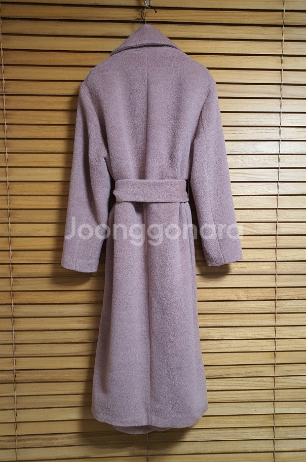 모조에스핀 핑크 벨티드 라마 울 코트 55 사이즈 정품--8