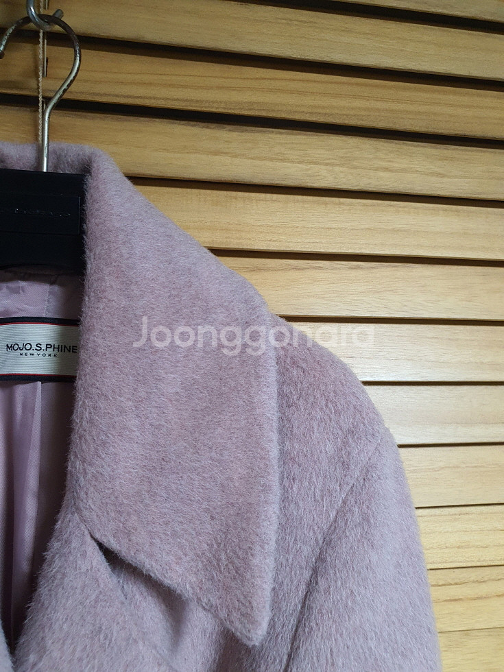 모조에스핀 핑크 벨티드 라마 울 코트 55 사이즈 정품--7