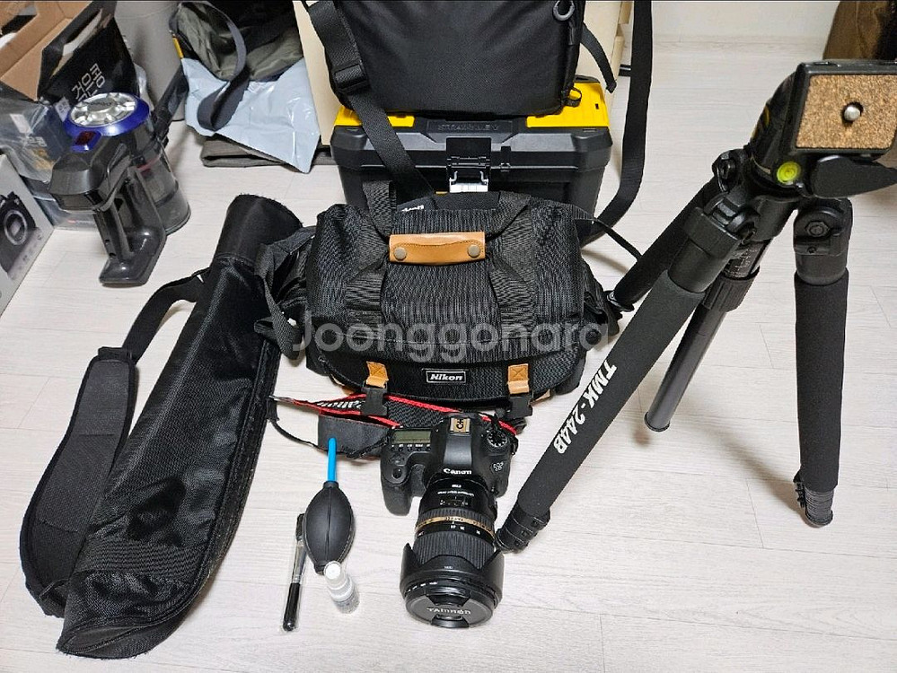 캐논EOS 6D 풀프레임+(별도)탐론24-70 F2.8--8