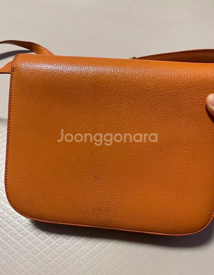 셀린느클래식박스백--5