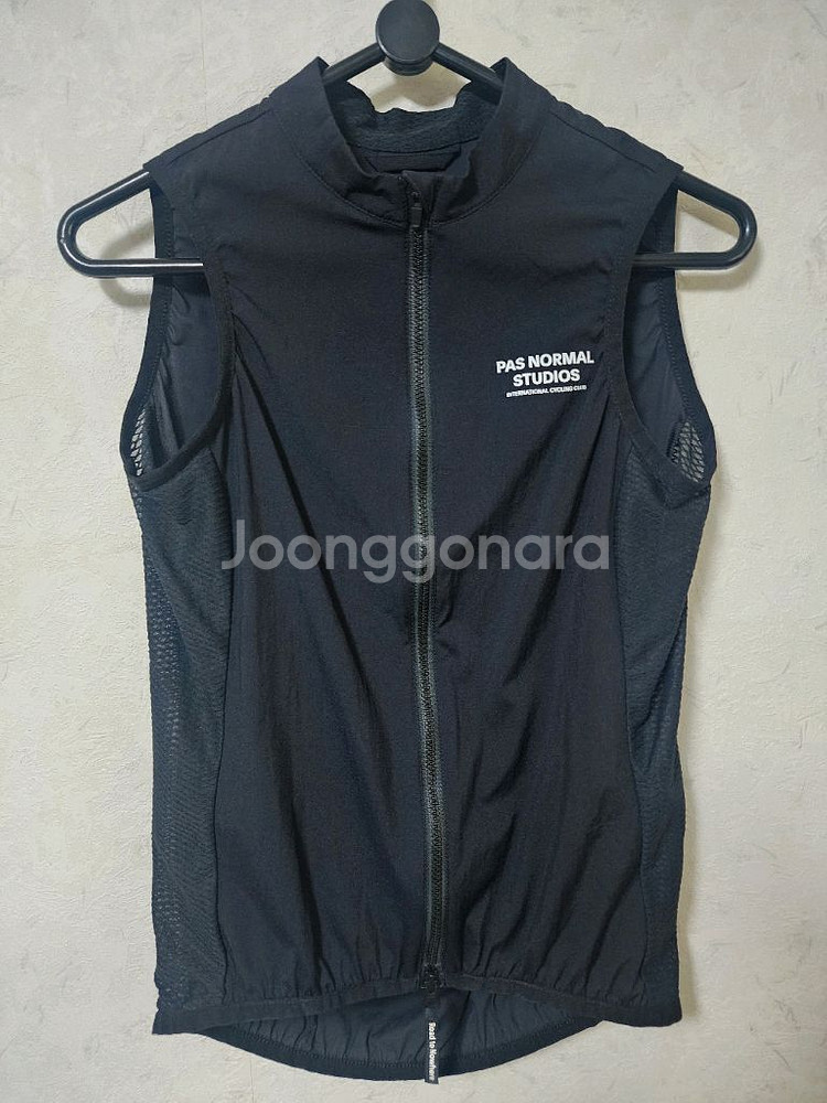 파노말 질렛 바람막이 XS--0