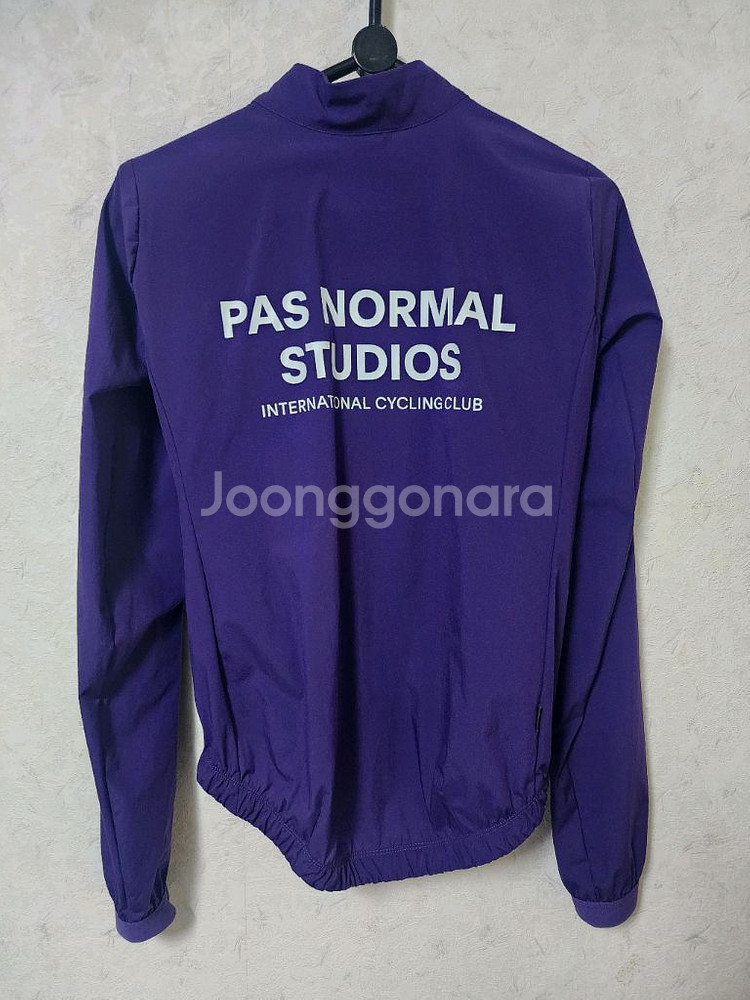 파노말 스토우어웨이 바람막이 XS--1