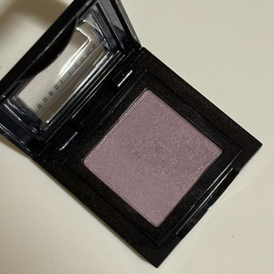 바비브라운 헤이지 라일락 섀도우